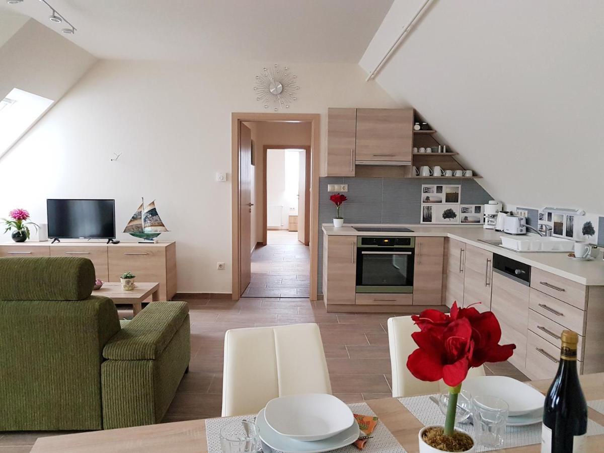 Silver Lodge Apartman Eger Eksteriør billede