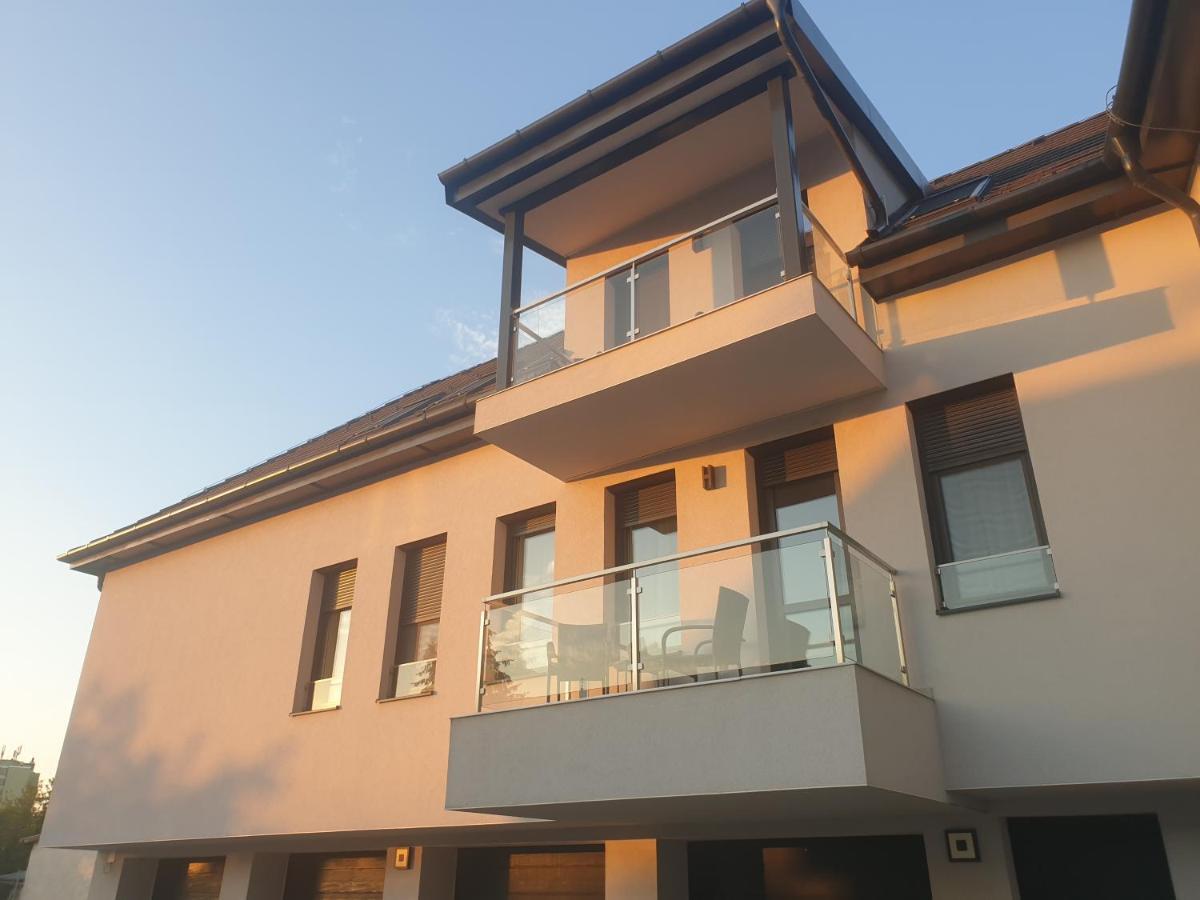 Silver Lodge Apartman Eger Eksteriør billede